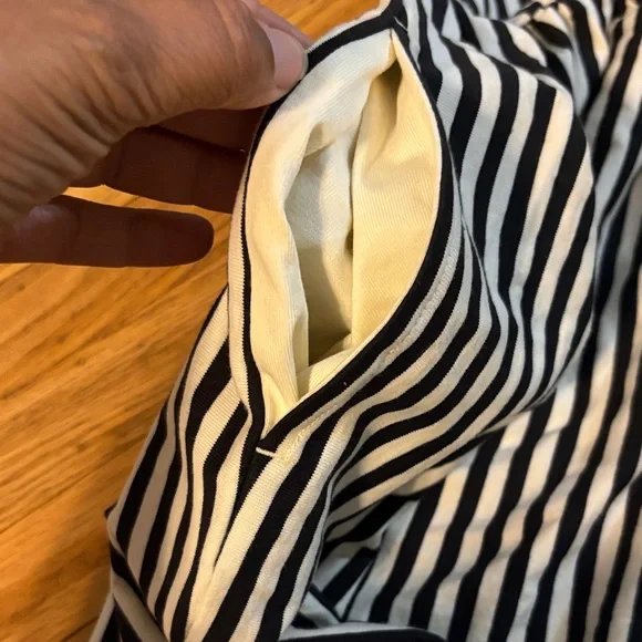 NWOT* Hanna Andersson Black and White Striped Kids Dress-with pockets! - Picture 4 of 6